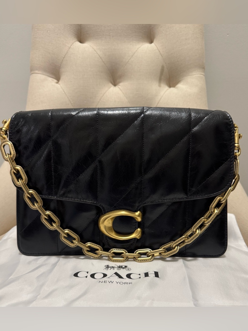 NWOT Coach Glazed Black Leather Chain Tabby 30 with Gold Chain